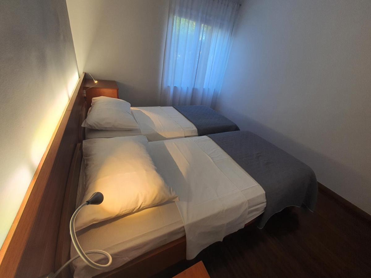 Apartments Villa Oliva Turanj Luaran gambar